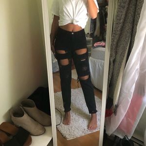 Super high waisted black boyfriend jeans